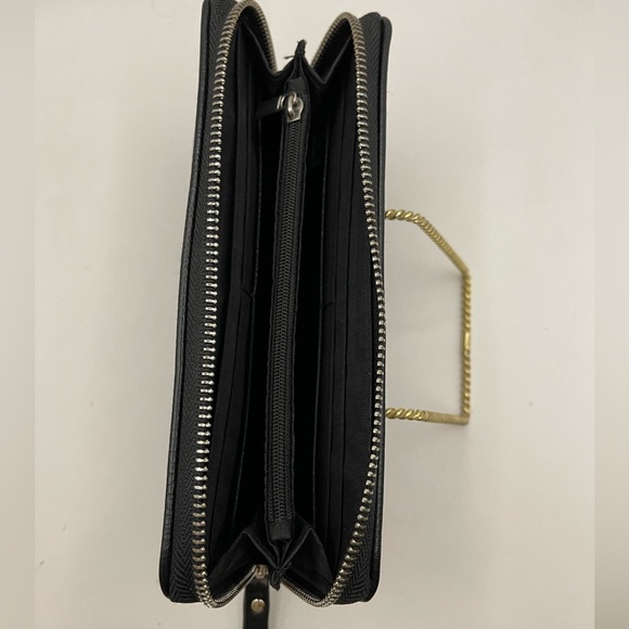 MAX STUDIOS - BLACK FAUX LEATHER ZIPPER WALLET - Picture 3 of 5